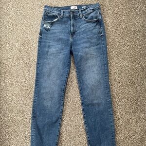 Kensie Straight Leg Jeans